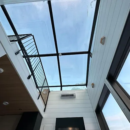 Aurora Sky Villa Levi